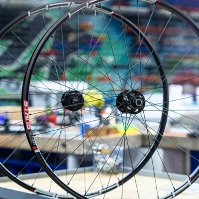 Onyx Wheel Set with Stan’s Notubes Alloy Rims - atomikcarbon.com